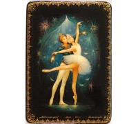 Лаковая миниатюра "Лебединое озеро"