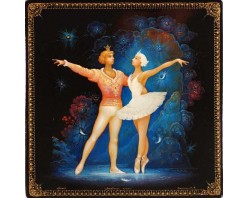 Лаковая миниатюра "Лебединое озеро"