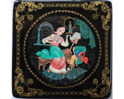 Лаковая миниатюра "Пряха"